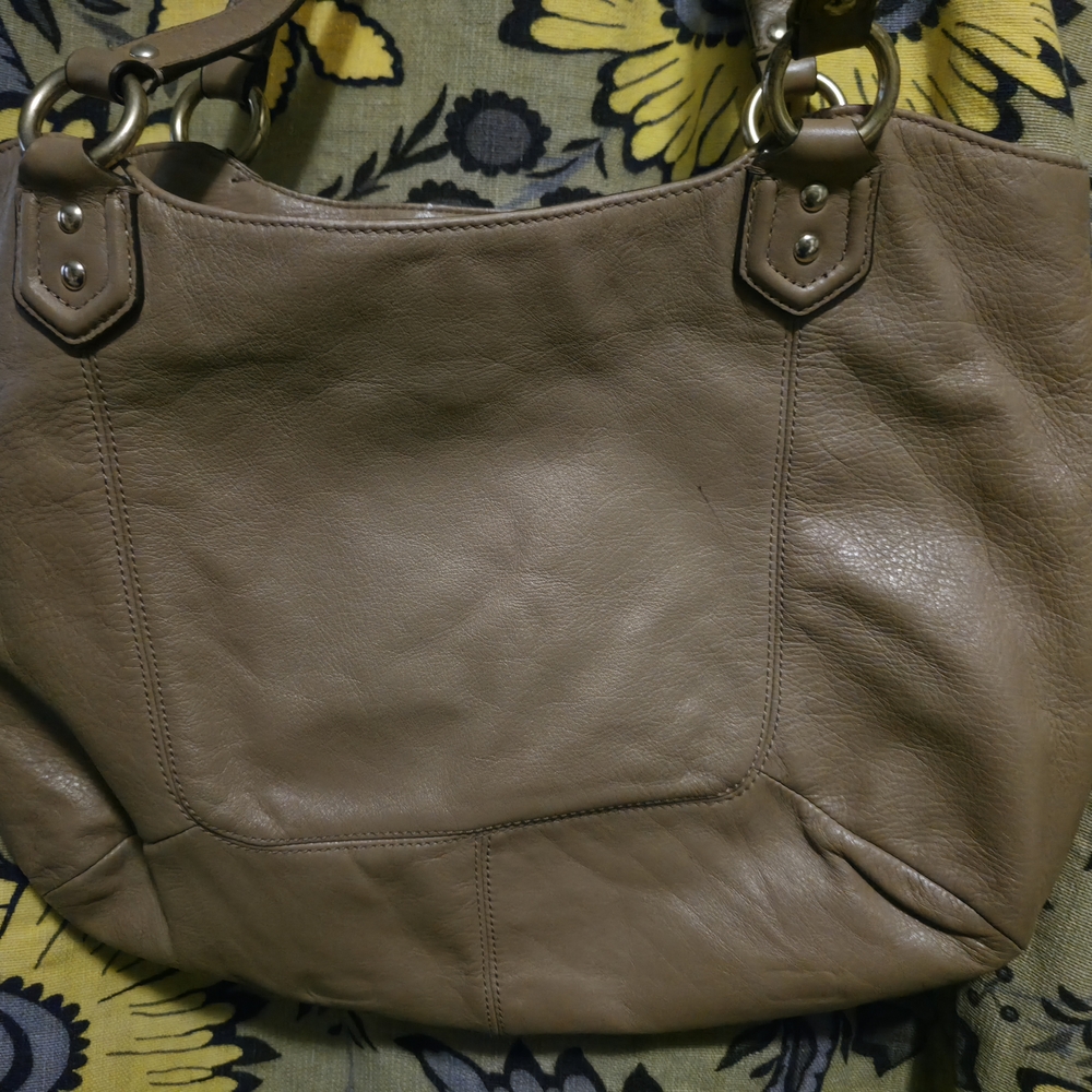 Coach Campbell Belle Carryall In Camel - Picture 14 of 14